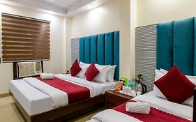 Hotel Shivam International 2 Min Walk From New Delhi Railway Station